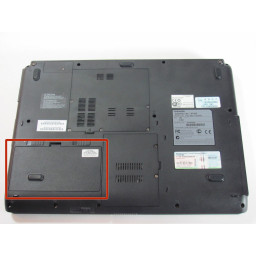 Замена батареи Toshiba Satellite L45-S7423