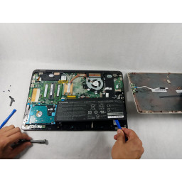 Замена батареи Toshiba Satellite Radius P55W-B5112