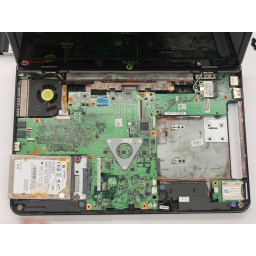 Замена гнезда для карты памяти Dell Inspiron M5010