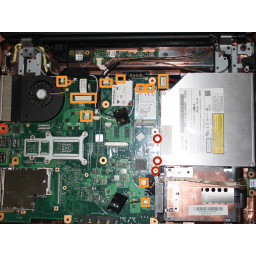 Замена материнской платы Toshiba Satellite L305D-S5950